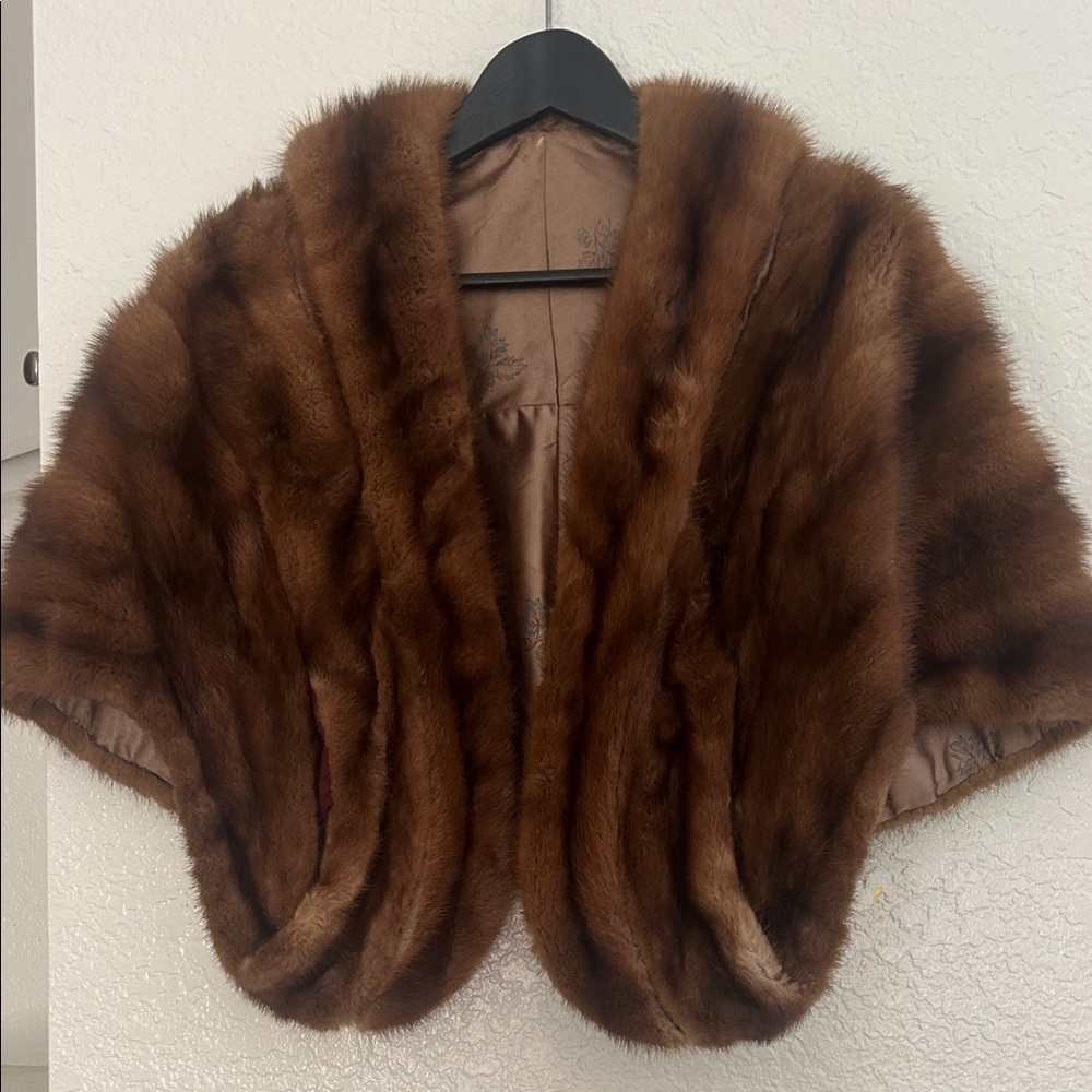 Vintage Brown Fur Stole – Possibly Mink Brown Fur Cape